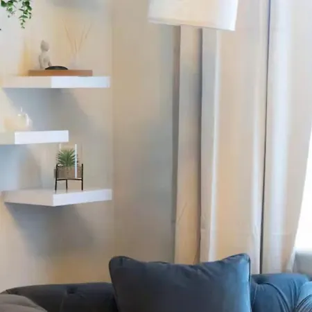 Comfortable With Free Parking Carlisle (Cumbria)