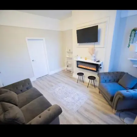 Holiday home Comfortable With Free Parking Carlisle (Cumbria)