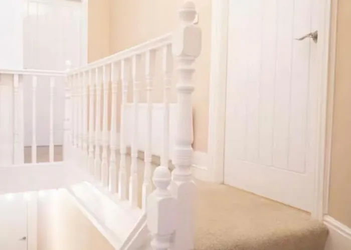 Holiday home Comfortable With Free Parking